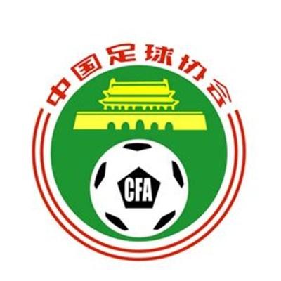 揪着小萝莉的头发疯狂输出